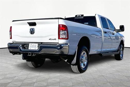 2024 RAM 2500 Tradesman Crew Cab 4x4 8' Box