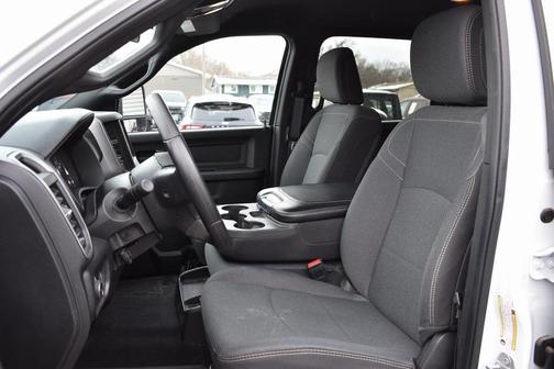 2024 RAM 2500 Tradesman Crew Cab 4x4 8' Box