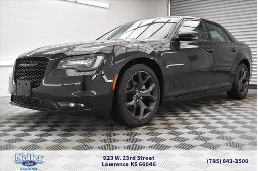 2023 Chrysler 300 S