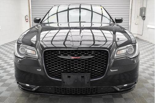 2023 Chrysler 300 S