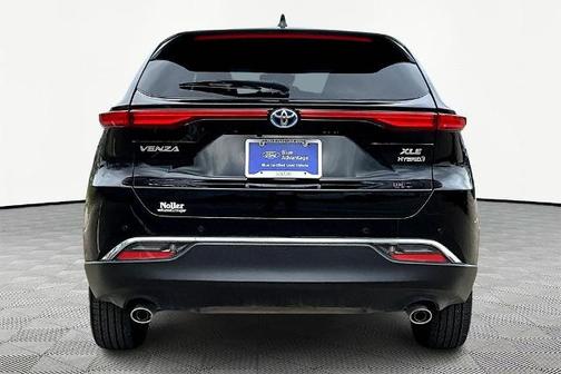 2022 Toyota Venza XLE