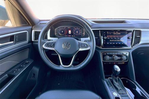 2023 Volkswagen Atlas Cross Sport 3.6 V6 SE W/ TECHNOLOGY