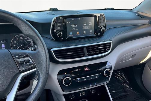 2019 Hyundai TUCSON SE