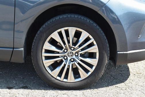 2021 Toyota Venza XLE