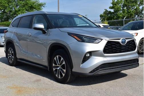 2023 Toyota Highlander Hybrid XLE