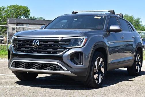 Platinum Gray Metallic 2024 Volkswagen Atlas Cross Sport 2.0T SE W/ TECHNOLOGY