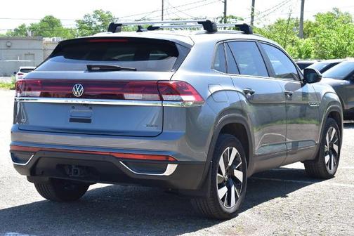 Platinum Gray Metallic 2024 Volkswagen Atlas Cross Sport 2.0T SE W/ TECHNOLOGY