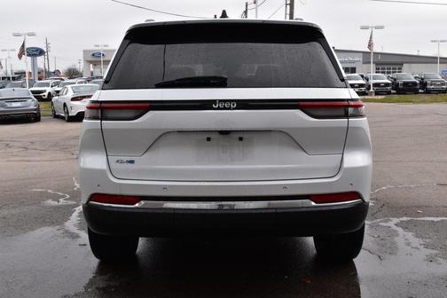 2022 Jeep Grand Cherokee 4xe Base