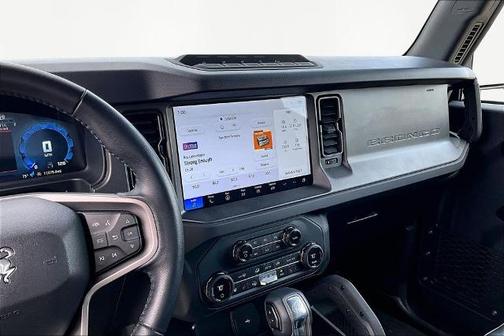 RUBY RED MET TNTD CLEARCOAT 2025 Ford Bronco BADLANDS