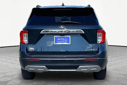 STONE BLUE METALLIC 2024 Ford Explorer XLT