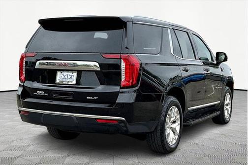 2022 GMC Yukon SLT