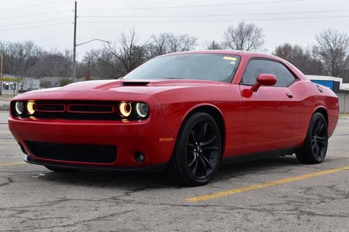2017 Dodge Challenger SXT