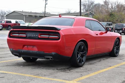 2017 Dodge Challenger SXT