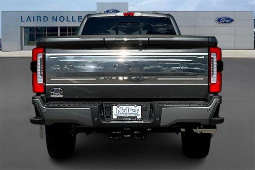 2025 Ford F-350 Platinum