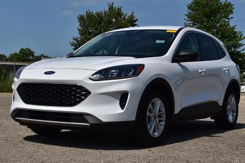 OXFORD WHITE 2022 Ford Escape SE