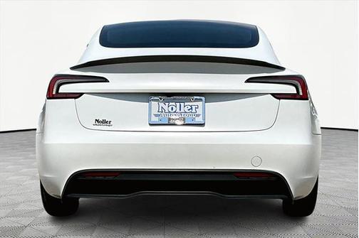 2025 Tesla Model 3 Long Range