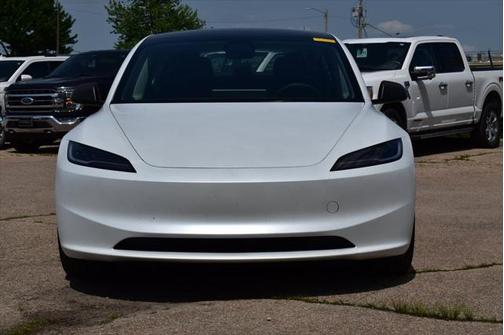2025 Tesla Model 3 Long Range