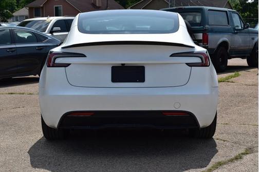 2025 Tesla Model 3 Long Range