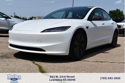 2025 Tesla Model 3 Long Range