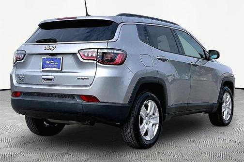 Billet Silver Metallic Clearcoat 2022 Jeep Compass LATITUDE