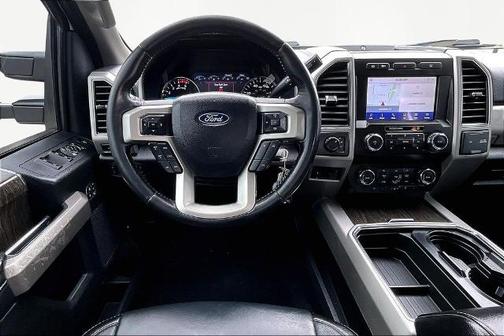 OXFORD WHITE 2020 Ford F-250 LARIAT