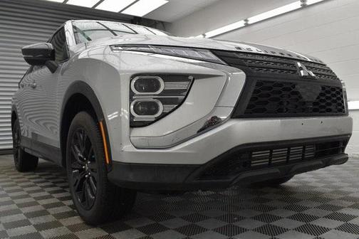 2024 Mitsubishi Eclipse Cross LE