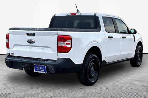OXFORD WHITE 2022 Ford Maverick XL