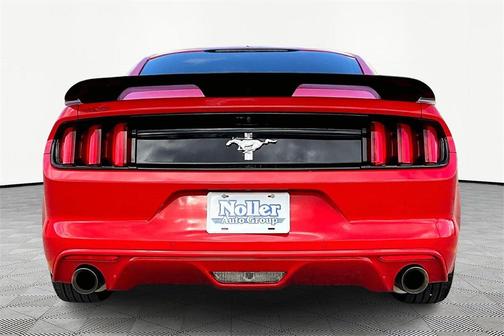 2015 Ford Mustang V6