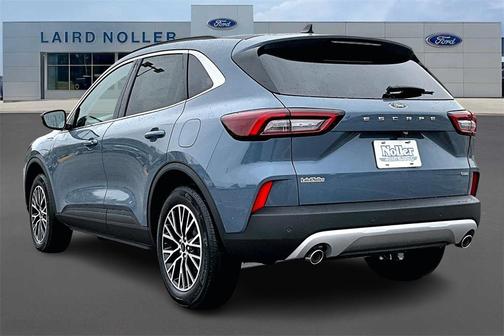2026 Ford Escape PHEV SE