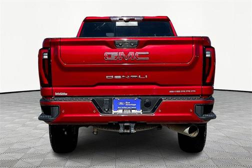 2024 GMC Sierra 2500 Denali