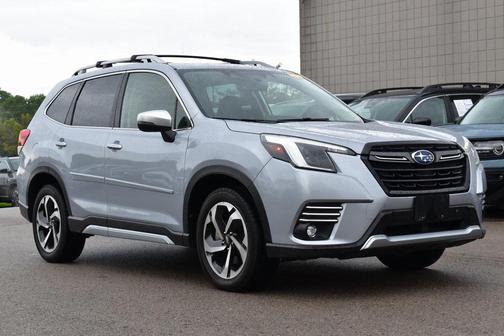 2022 Subaru Forester Touring
