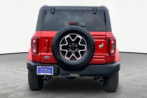 HOT PEPPER RED MET TINT CC 2024 Ford Bronco OUTER BANKS