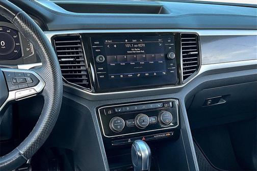 2023 Volkswagen Atlas 3.6L SEL Premium