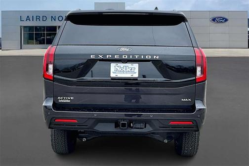 2025 Ford Expedition Max Active 4x4