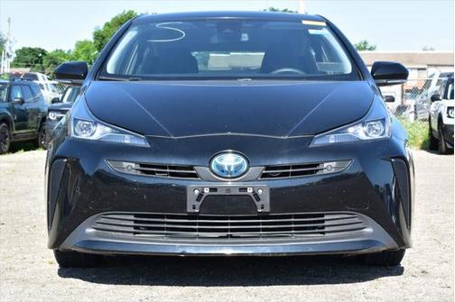 2022 Toyota Prius LE