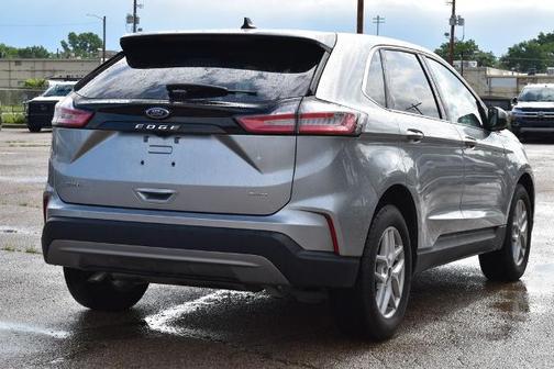 ICONIC SILVER 2023 Ford Edge SEL