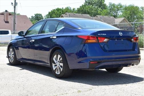 2022 Nissan Altima S FWD