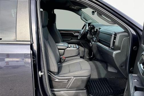 Dark Ash Metallic 2024 Chevrolet Silverado 1500 LT