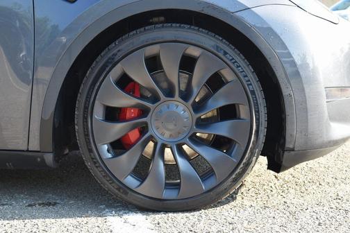 2023 Tesla Model Y Performance Dual Motor All-Wheel Drive