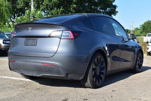 2023 Tesla Model Y Performance Dual Motor All-Wheel Drive