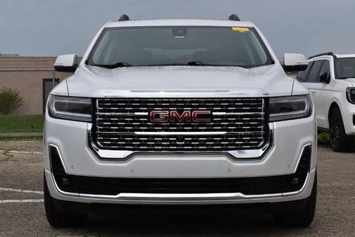 White Frost Tri-Coat 2020 GMC Acadia DENALI