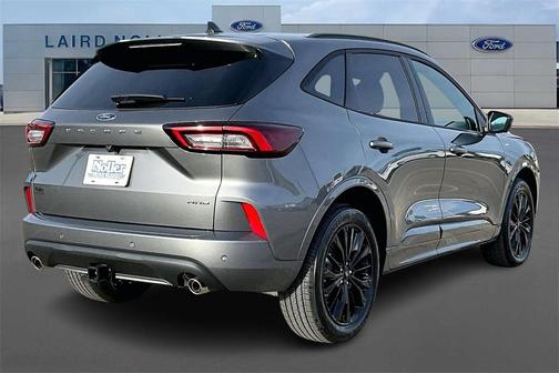 2026 Ford Escape ST-Line Elite