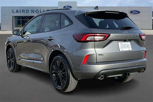 2026 Ford Escape ST-Line Elite