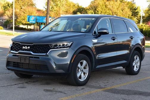 2023 Kia Sorento LX