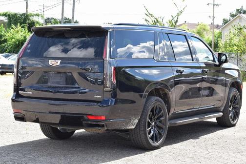2022 Cadillac Escalade ESV Sport Platinum