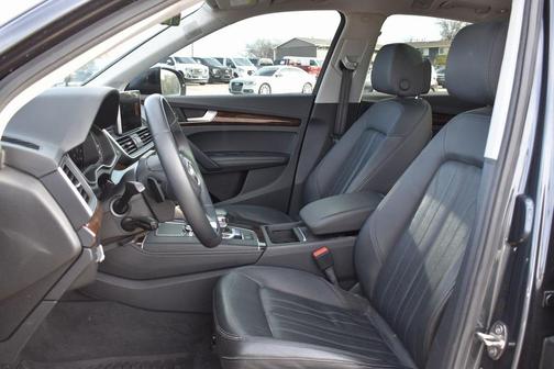 2019 Audi Q5 2.0T Premium Plus