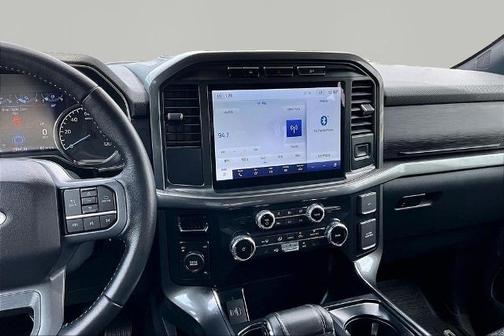 OXFORD WHITE 2022 Ford F-150 XLT