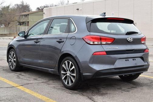 2018 Hyundai Elantra GT Base