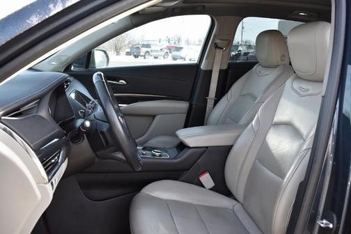 2019 Cadillac XT4 PREMIUM LUXURY