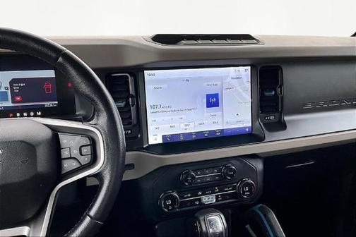 OXFORD WHITE 2023 Ford Bronco WILDTRAK